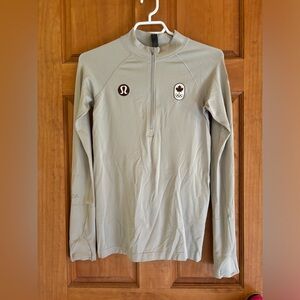 Lululemon Team Canada Swiftly size 6